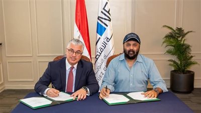 اقتصادية قناة السويس توقع عقد إنشاء مشروع 