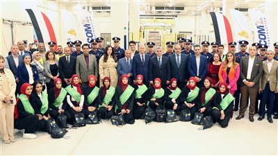 القوات المسلحة تنظم زيارة لوفد من الإعلاميين وطلبة الأكاديمية العسكرية المصرية والجامعات لمصنع منتجات البلازما لشركة 