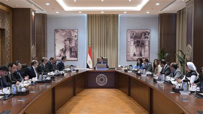 رئيس الوزراء يترأس اجتماع اللجنة العليا لضبط الأسواق وأسعار السلع
