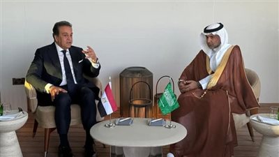  وزير الصحة يبحث مع نظيره السعودي مستجدات التعاون الممتدة بين البلدين في القطاع الصحي