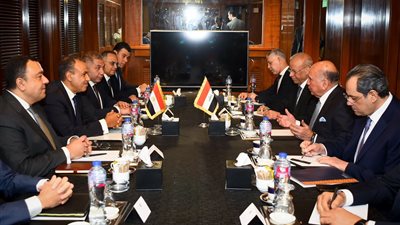 وزير الخارجية والهجرة يستقبل نائب رئيس الوزراء ووزير خارجية جمهورية العراق