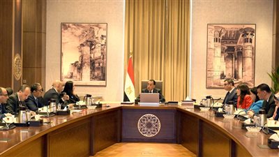 رئيس الوزراء يستعرض مقترحات زيادة عدد فصول ودور الحضانة