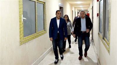 رئيس الوزراء يتفقد مشروع إسكان لمحدودى الدخل بالعجيزي نفذه صندوق التنمية الحضرية