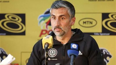 شوبير يكشف تطورات جديدة في مفاوضات الأهلي مع خوسيه ريفيرو