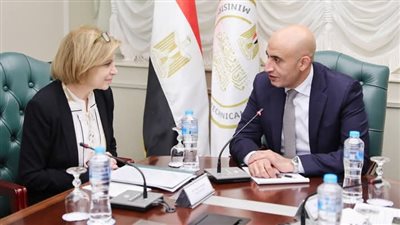 وزير التربية والتعليم يلتقى بوفد من البنك الدولي لبحث سبل تعزيز أوجه التعاون المشترك 