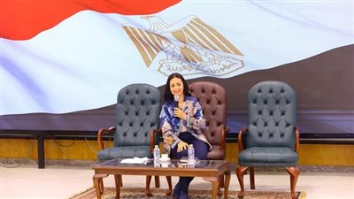 وزيرة التضامن تترأس اجتماع اللجنة الدائمة للإشراف على منظومة عمل الرائدات الاجتماعيات