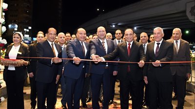 القوات المسلحة تفتتح نادى وفندق 