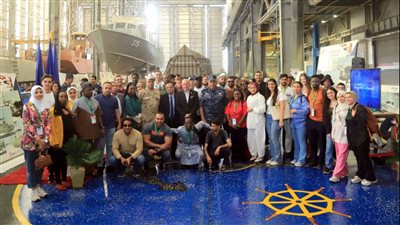 بالتعاون مع وزارة الشباب والرياضة.. القوات المسلحة تنظم زيارات ميدانية لوفد من الشباب المصرى والأجنبى لعدد من المنشآت العسكرية 