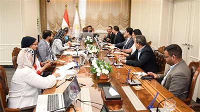 وزير الشباب والرياضة يبحث إطلاق حزمة برامج وأنشطة لتنمية النشء والتنمية المتكاملة