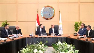 وزير الصناعة والنقل يلتقي وزير التجارة الخارجية والتعاون الإنمائي الدولي السويدي 