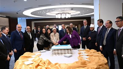 مجلس الوزراء يحتفل باختيار الدكتورة ياسمين فؤاد الأمين التنفيذي لاتفاقية الأمم المتحدة لمكافحة التصحر