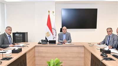 وزير الري يتابع حالة المنظومة المائية بمحافظتى بنى سويف والمنيا خلال فترة أقصى الاحتياجات المائية