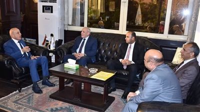 رئيس هيئة تنمية الصعيد يبحث مع محافظ الأقصر تعزيز التعاون المشترك لدعم جهود التنمية بالمحافظة