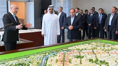 الرئيس السيسى يطلع على المخطط الاستراتيجى لغرب رأس الحكمة والعلمين الجديدة