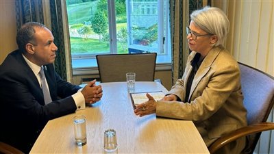  وزير الخارجية والهجرة يلتقي مع مبعوثة الاتحاد الأوروبي للقرن الأفريقي