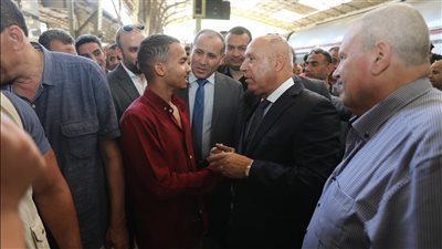 للمرة الثانية خلال 4 أيام.. وزير الصناعة والنقل في جولة تفقدية بمحطة سكك حديد مصر برمسيس