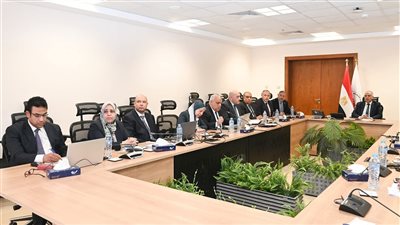 وزير الري يتابع حالة الري بالمحافظات خلال فترة أقصى الاحتياجات المائية وموقف إيراد نهر النيل