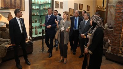 وزير الزراعة يلتقي مدير مكتب اليونسكو بالقاهرة ويصطحبها في جولة بالمتحف الزراعي