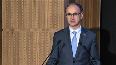 رئيس وزراء صربيا: اتفاقية التجارة الحرة صفحة جديدة في العلاقات بين البلدين