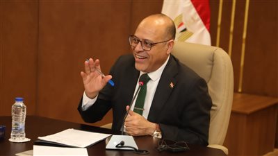 وزير العمل: توجيهاتي مستمرة للمُلحقين العماليين بتكثيف التواصل مع عمالنا في الخارج