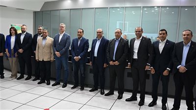 رئيس الوزراء يتابع من مركز التحكم في الشبكة القومية للغاز الطبيعي جاهزية الشبكة وتأمين الإمدادات