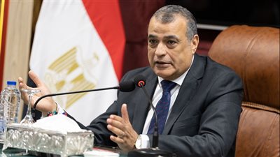 وزير الدولة للإنتاج الحربى يلتقى رؤساء البعثات الدبلوماسية والقنصلية المصرية بالخارج