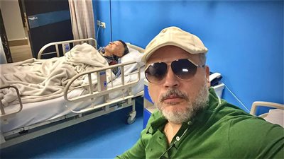 تامر عبد المنعم يُعلن وفاة والده.. من هو الصحفي الراحل؟