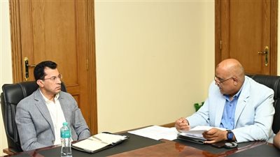 وزير الشباب والرياضة يبحث خطة مراكز الشباب للعام المالي 2025/2026 على المستويات الإنشائية والاستثمارية 