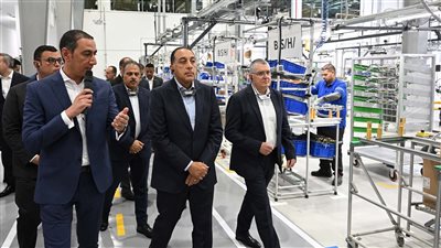 باستثمارات تصل لـ 55 مليون يورو.. رئيس الوزراء يفتتح أول مصنع شركة 