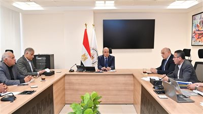 وزير الري يتابع حالة المنظومة المائية خلال فترة أقصى الاحتياجات المائية