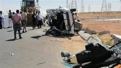 ارتفاع عدد المتوفين لـ9 وإصابة 11 آخرين بتصادم سيارتين ميكروباص بـ