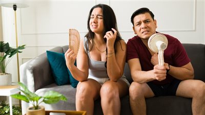 الحرارة تهدد أحلام الإنجاب!.. توصيات للأزواج في الصيف