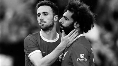 ما سبب الغياب المفاجئ لمحمد صلاح عن جنازة ديوغو جوتا؟