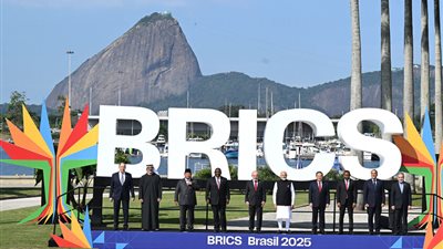 مصر تطالب قمة بريكس بتحرك فاعل لتقليص هيمنة الدولار