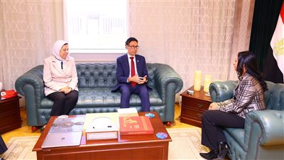 وزيرة التضامن الاجتماعي تلتقي رئيس بعثة اللجنة الدولية للصليب الأحمر