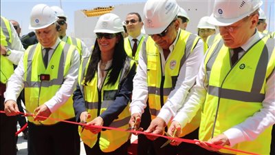 وزير الكهرباء والمدير التنفيذي لهيئة الدولة للطاقة النووية الروسية 