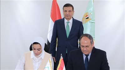 وزير الزراعة يشهد توقيع بروتوكول تعاون بين 