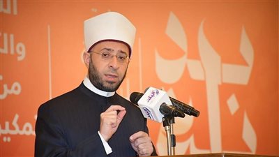 وزير الأوقاف يهنئ رئيس مجلس القضاء الأعلى بمنصبه الجديد