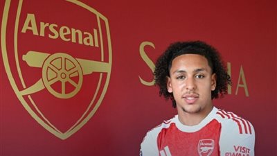 موهبة مصرية يوقع على عقد احترافي مع أرسنال