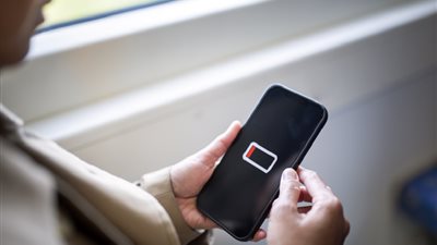 خدعة بسيطة تطيل عمر بطارية 