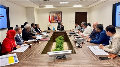 نائب وزير الاسكان يتابع موقف عددٍ من مشروعات مياه الشرب والصرف الصحى على مستوى الجمهورية