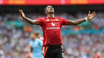 راشفورد يصل إلى كتالونيا لإتمام إجراءات انتقاله إلى نادي برشلونة