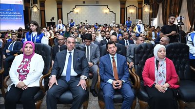 وزيرا الشباب والرياضة والشئون النيابية يشهدان اللقاء الحواري السابع مع الشباب تحت شعار