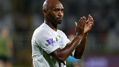 مفاجأة.. شيكابالا يوقع عقدا مع ناد من الدرجة الثالثة