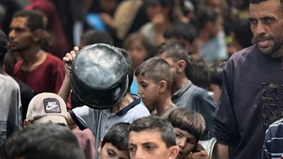 نصف المستشفيات متوقفة.. الصحة العالمية: ونطالب بالسماح الفوري بدخول المواد الغذائية إلى غزة