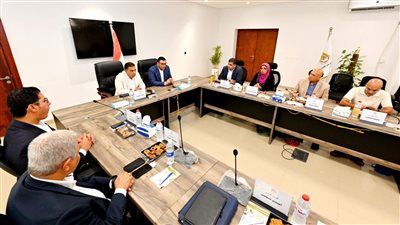  وزير الإسكان ومحافظ الدقهلية يتابعان سير العمل بمنظومتي مياه الشرب والصرف الصحي والمشروعات الجاري تنفيذها بالمحافظة