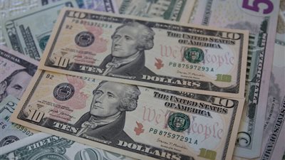 تقرير: الحروب التجارية ستكلف الاقتصاد العالمي تريليوني دولار بحلول 2027