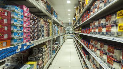 هل تضعك رفوف السوبرماركت في فخ الإنفاق الزائد؟