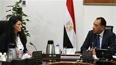 رئيس الوزراء يتابع مع المشاط استعدادات إطلاق السردية الوطنية للتنمية الاقتصادية