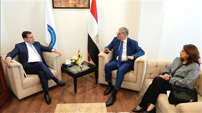 وزير البترول والثروة المعدنية يستقبل وفدًا رفيع المستوى من شركة شل العالمية